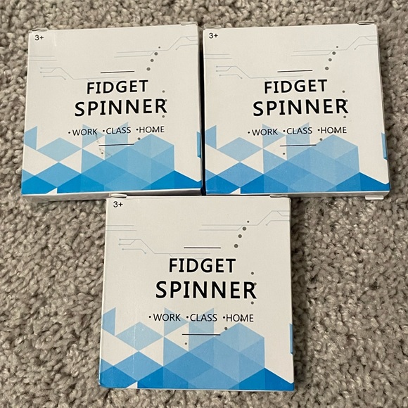 3 Fidget Hand Spinner NWT - Picture 4 of 4